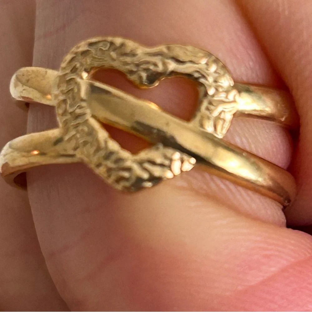 Stainless steel adjustable Gold Heart-Shaped Ring